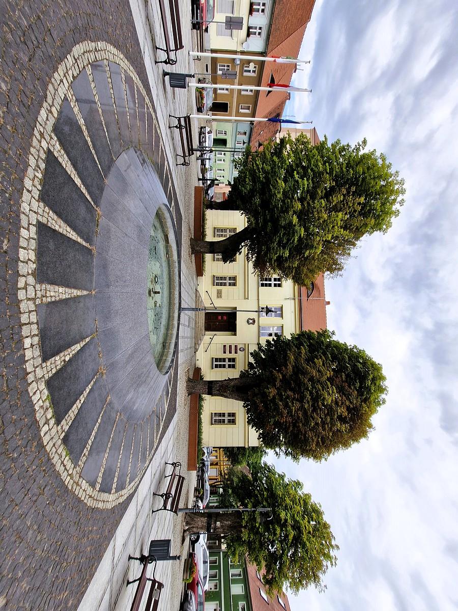 Rynek w Otyniu
