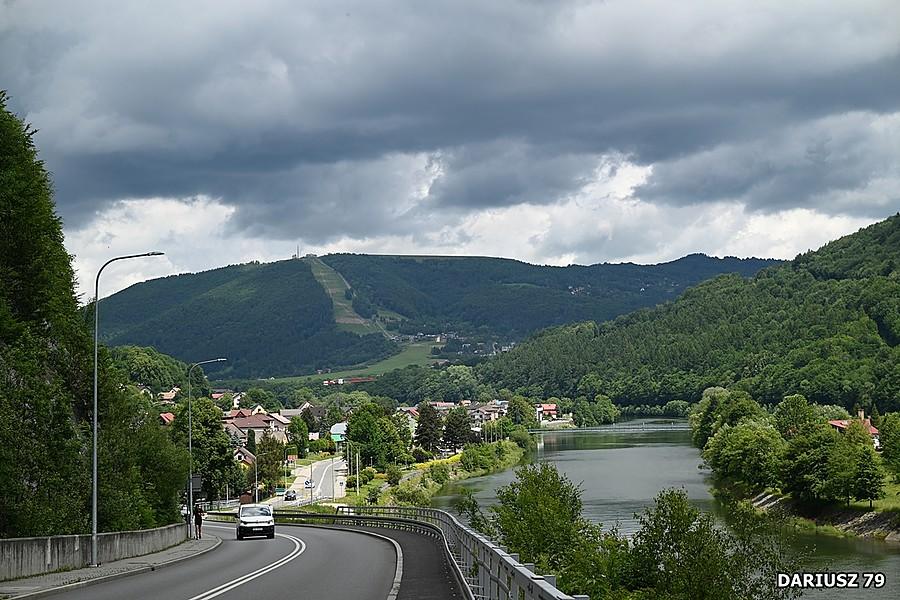 Czernichów z widokiem Góra Żar
