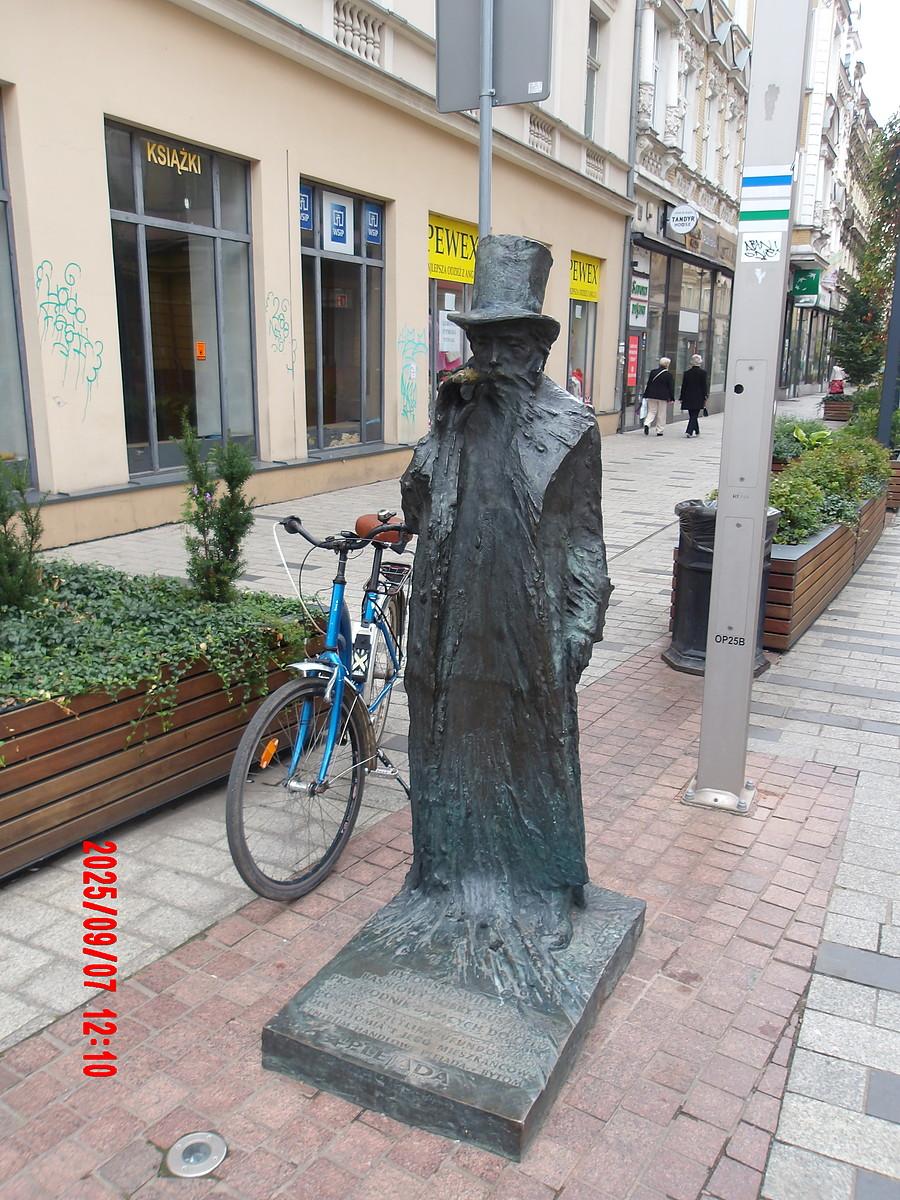 bytomski Świetlik na ulicy Dworcowej
