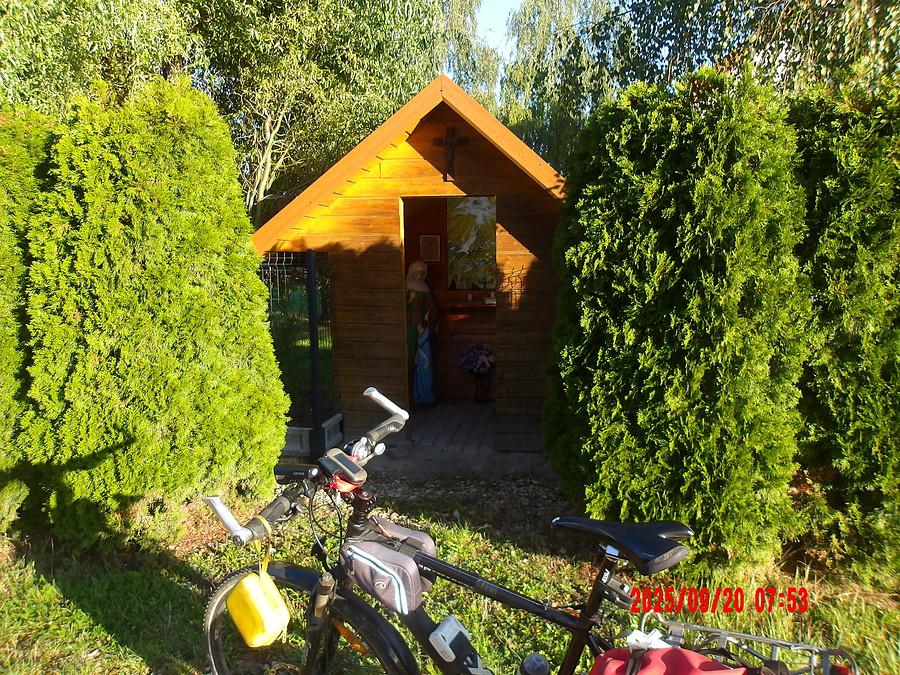 kapliczka przy ulicy Granicznej w Bełku