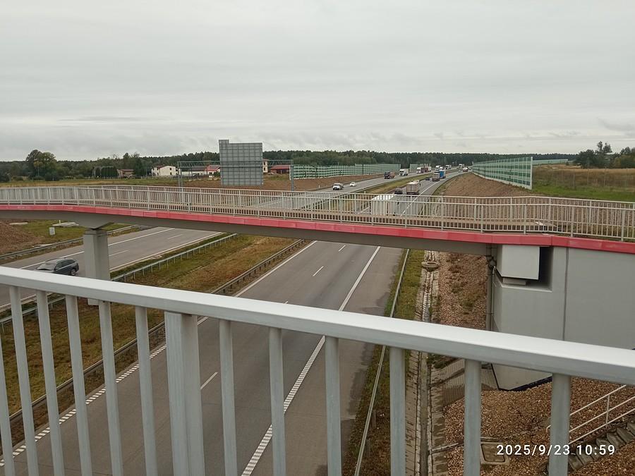 wiadukt nad autostradą w Pyrzowicach