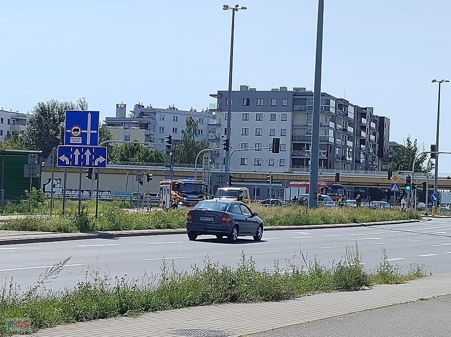 Wypadek przy zjeździe z S8 na Lazurową