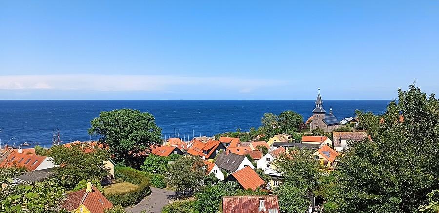 Bornholm. Widok na Gudhjem