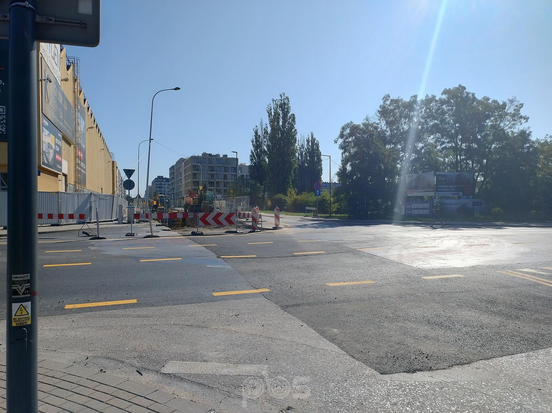 Zwykle dojeżdżałam tu ulicą Posag 7 Panien. Tu też remont
