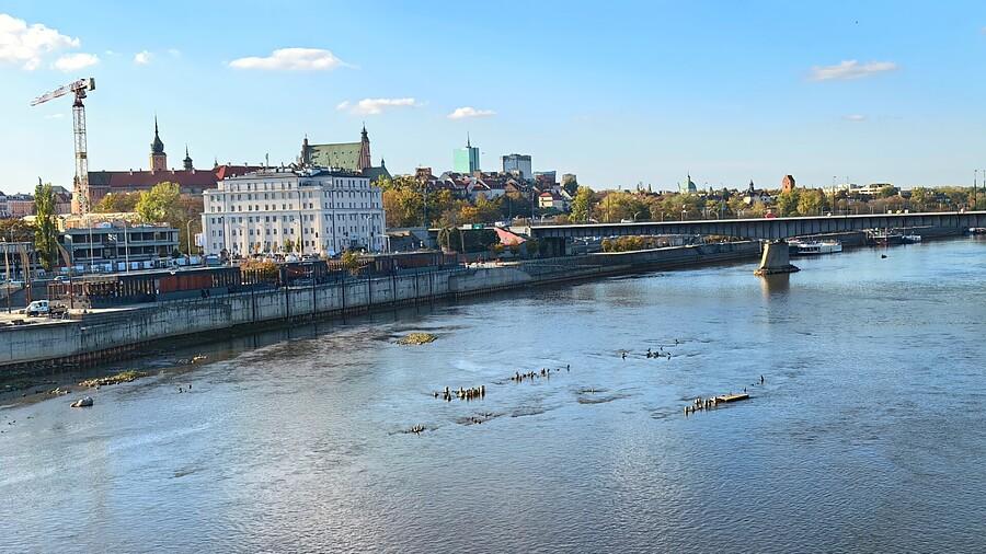 Wisła z kładki brzeg warszawski