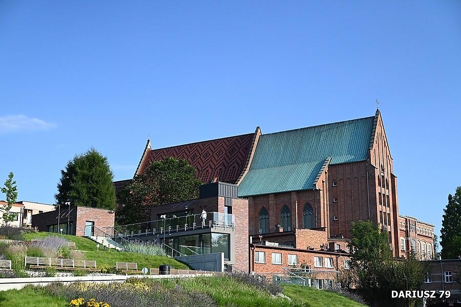 Sanktuarium Matki Bożej Wspomożenia Wiernych w Oświęcimiu