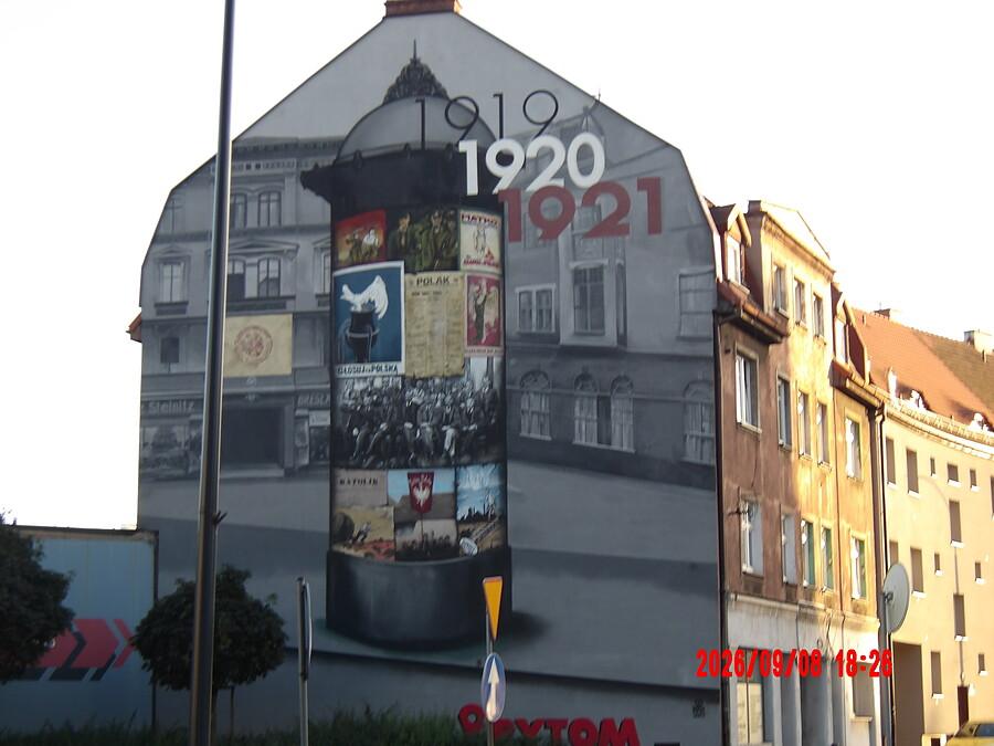 Mural upamiętniający Powstania Śląskie na Rozbarku w Bytomiu