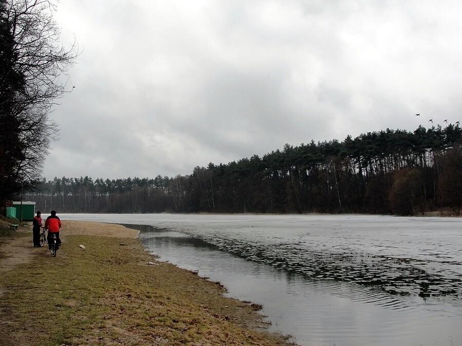 Koło Regionalistów nad Jeziorem Długim